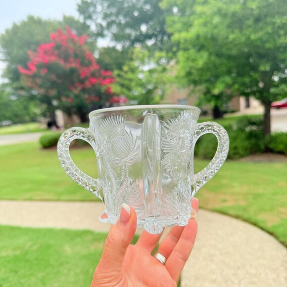 Antique Higbee - Paneled Thistle - Open Sugar Bowl / Spooner with Handles - EAPG - Picture 1 of 12